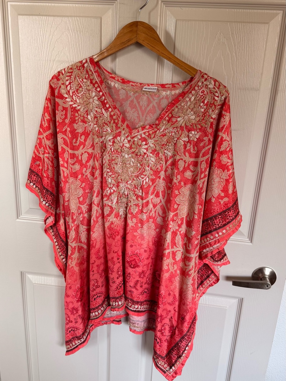 Embroidered Coral Women’s V-Neck Tunic Top